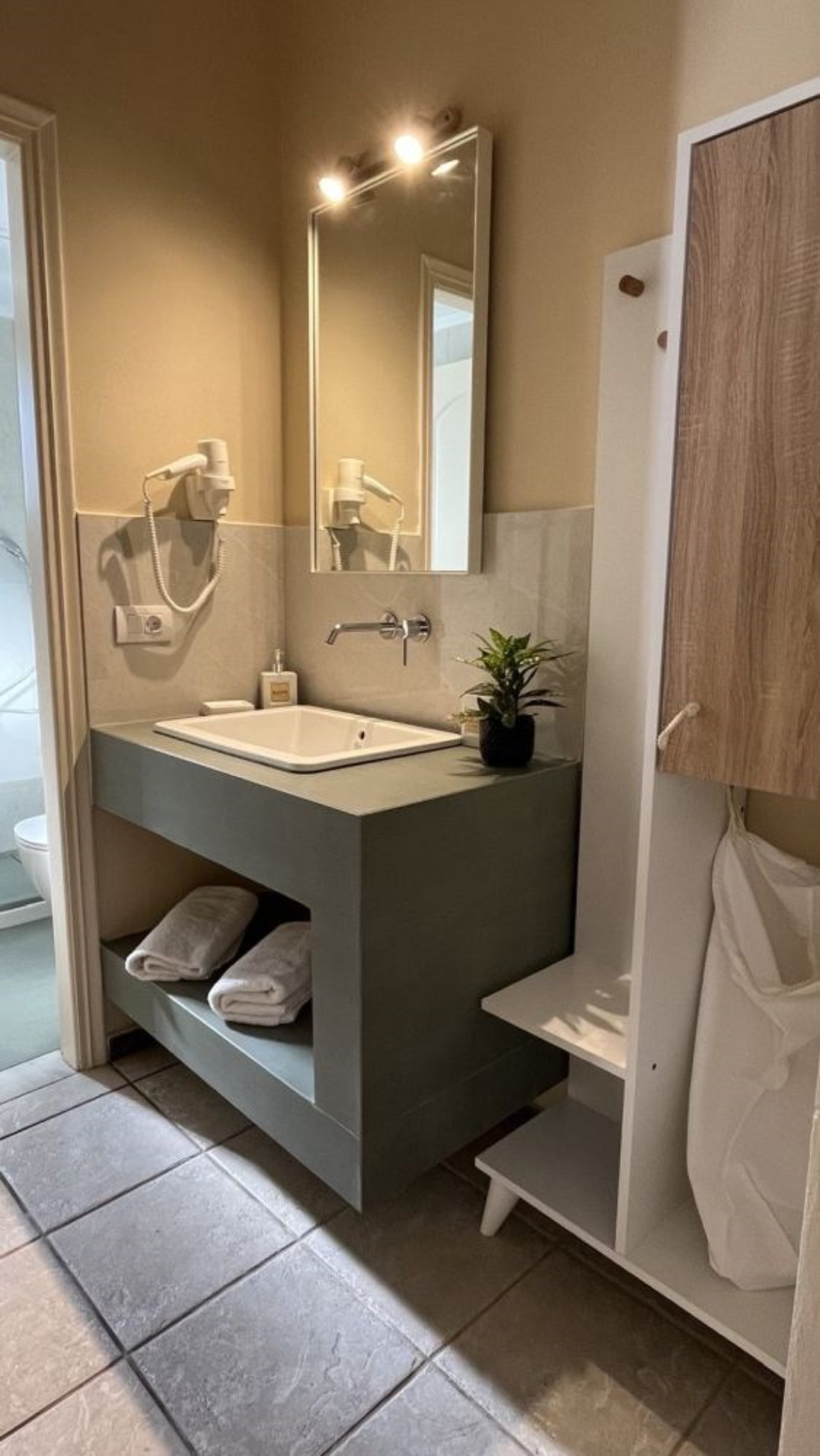 Bella Vista Sea View Apartments kupatilo.jpg