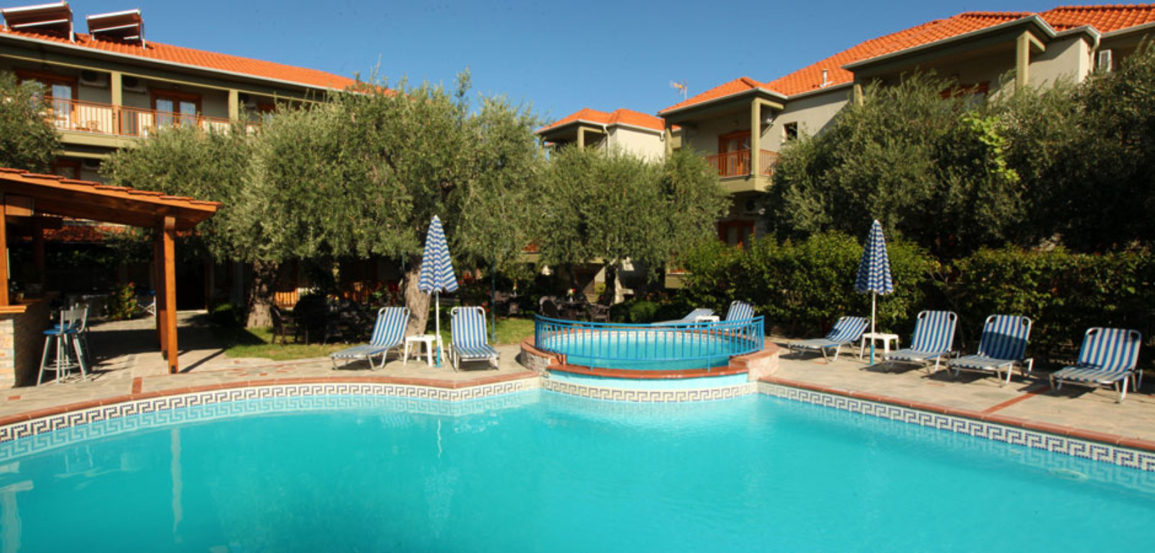 Thetis hotel dečiji bazen.jpg