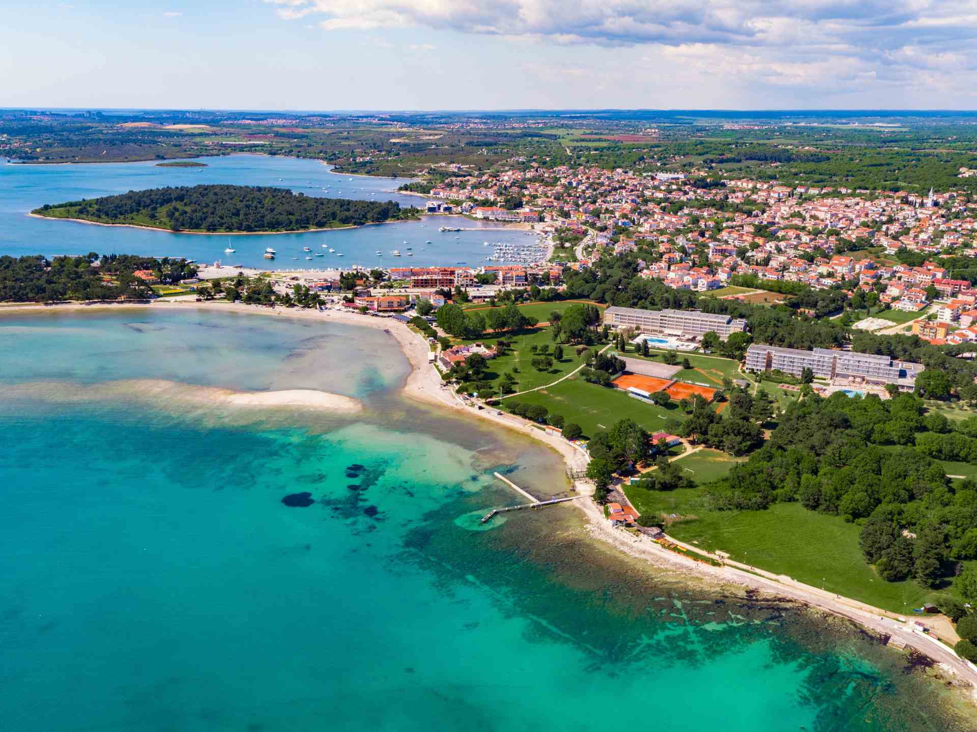 Arena Hotel Holiday-Okruzenje hotela.jpg