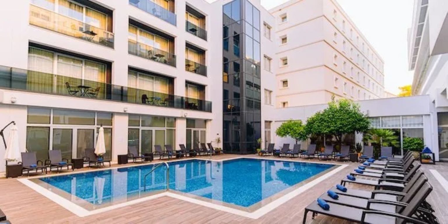 Lero Hotel-Bazen.jpg