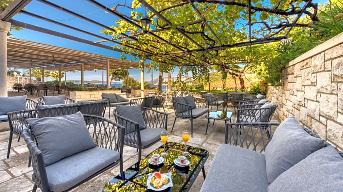 Splendid Hotel-Bar na plazi.jpg