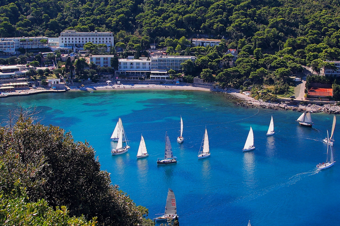 Uvala Hotel-Panorama.jpg