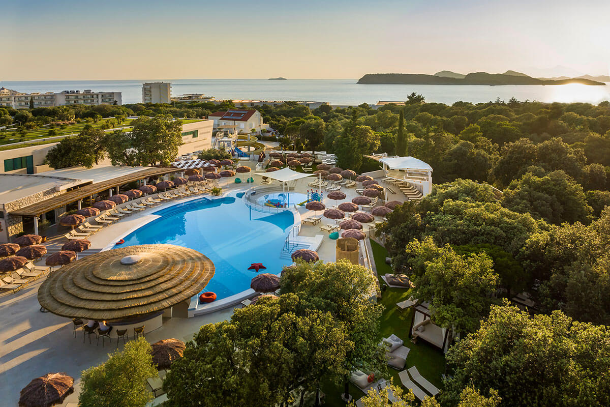Hotel Tirena-Kompleks hotela.jpg