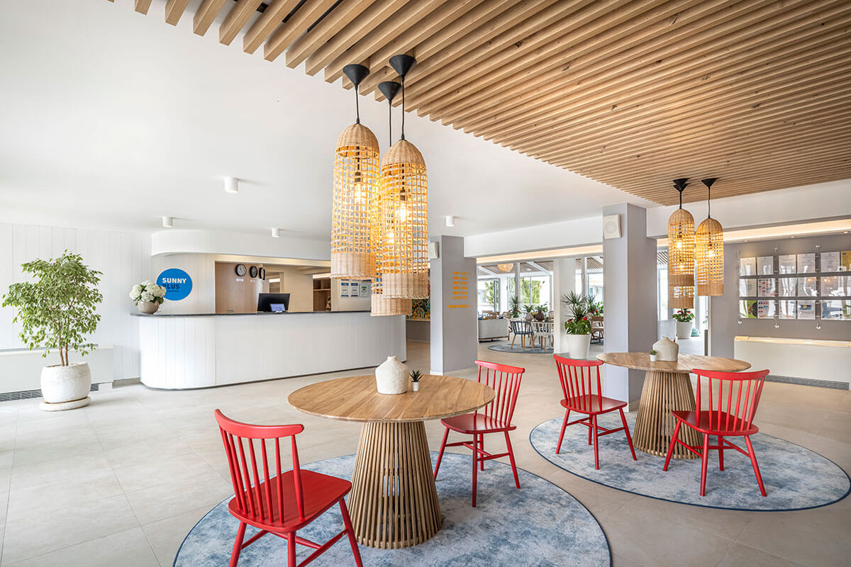 Club Dubrovnik Sunny Hotel by Valamar-Recepcija.jpg