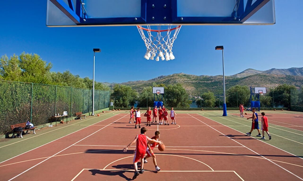 Club Dubrovnik Sunny Hotel by Valamar-Sportski tereni.jpg