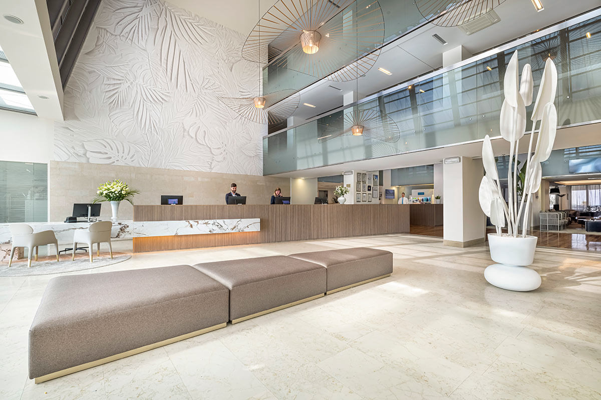 Valamar Lacroma Dubrovnik Hotel-Recepcija.jpg