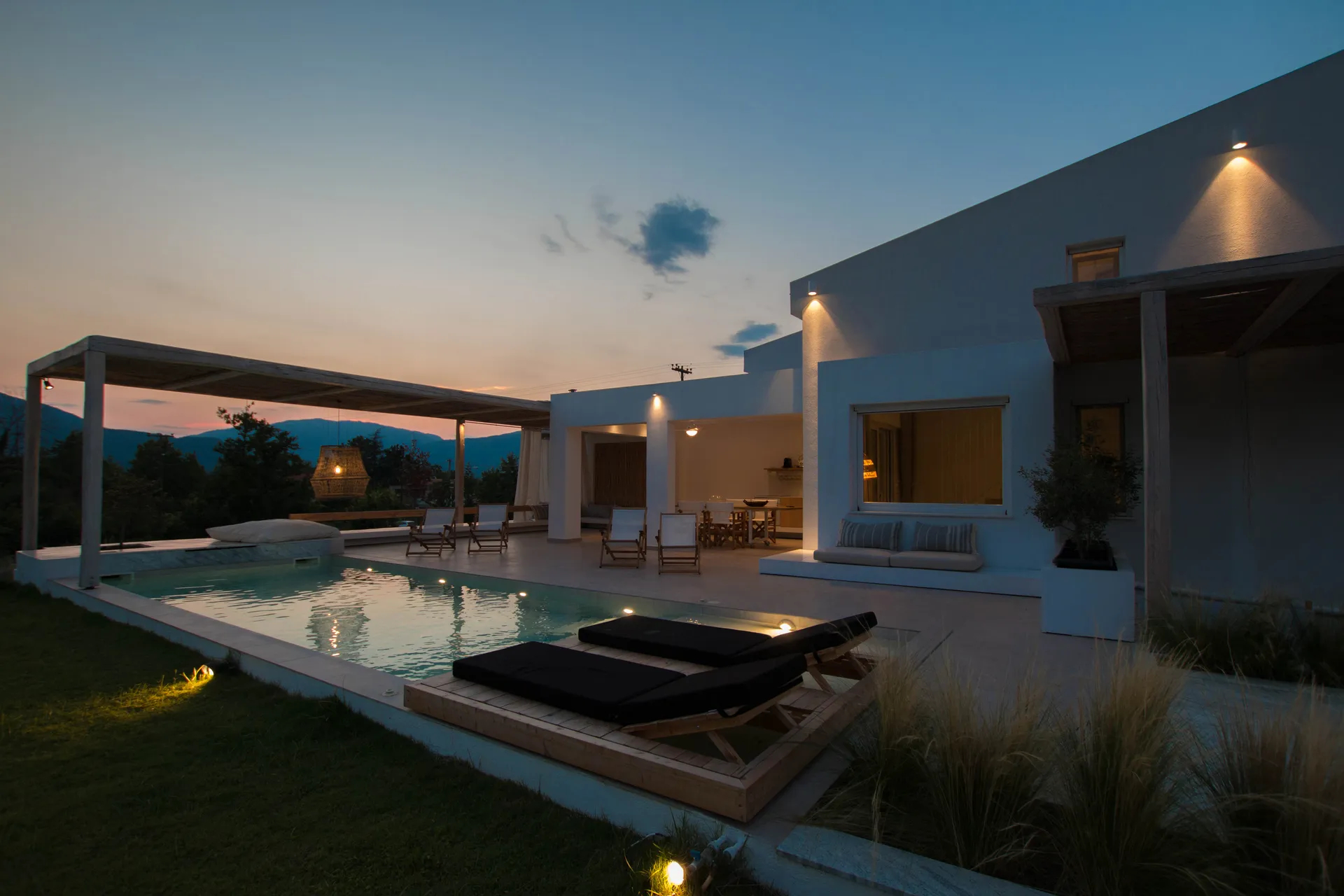 Aristotelia Gi Private Villas.jpg