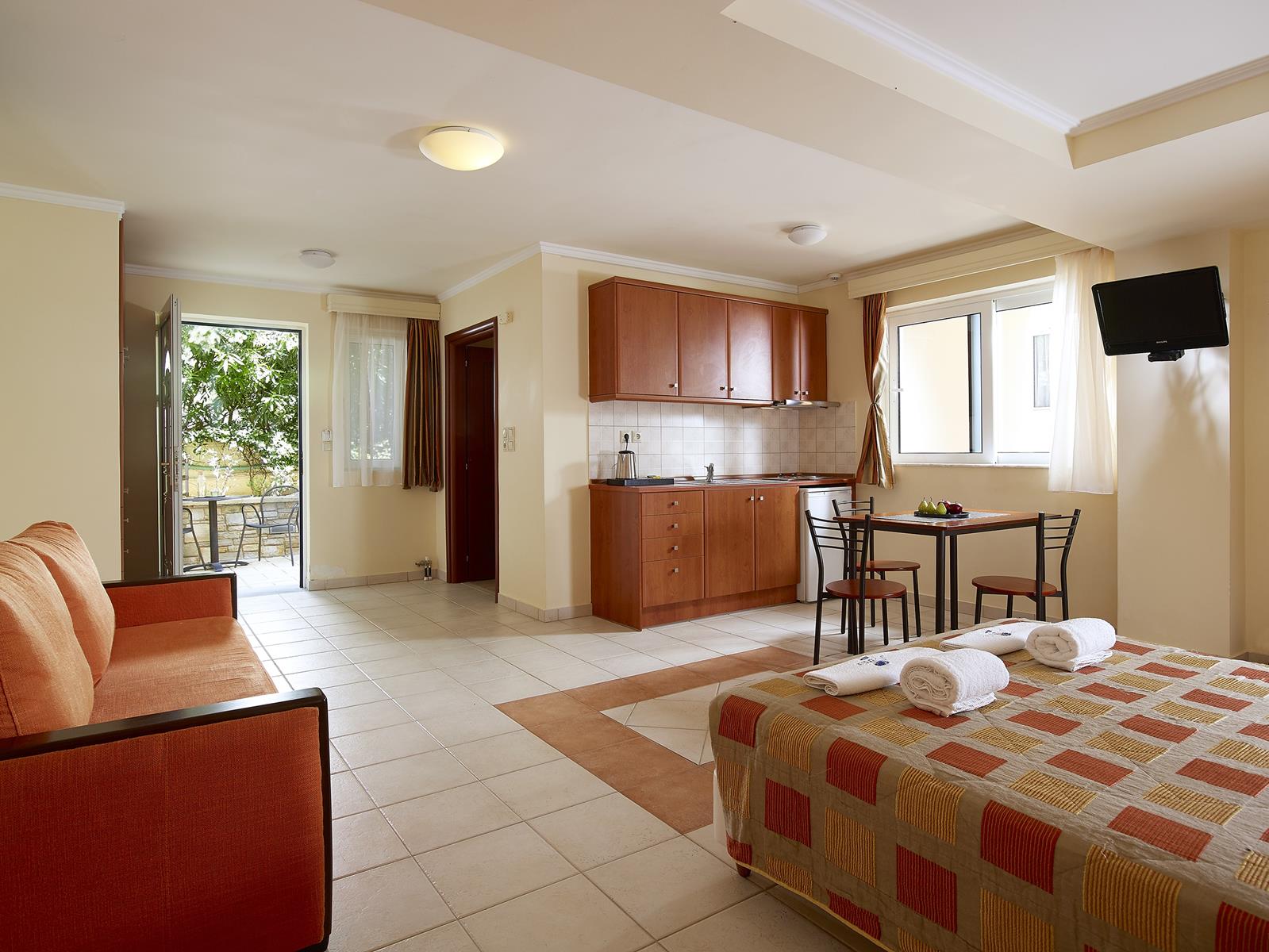 Avantis Suites izled Back View studia.jpg