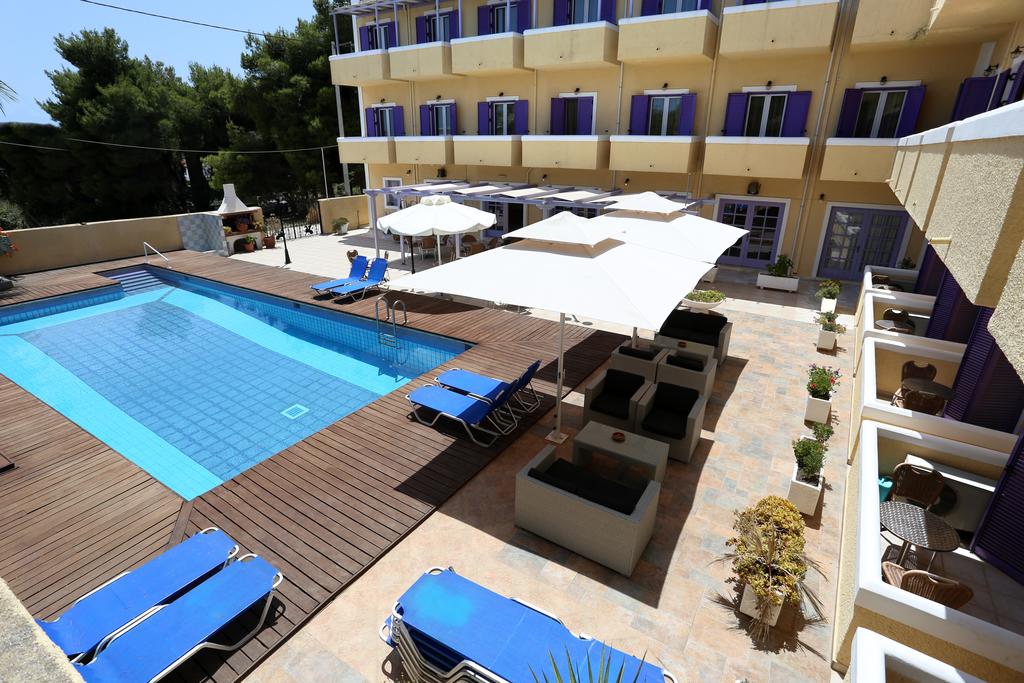 Hotel Katerina pool.jpg