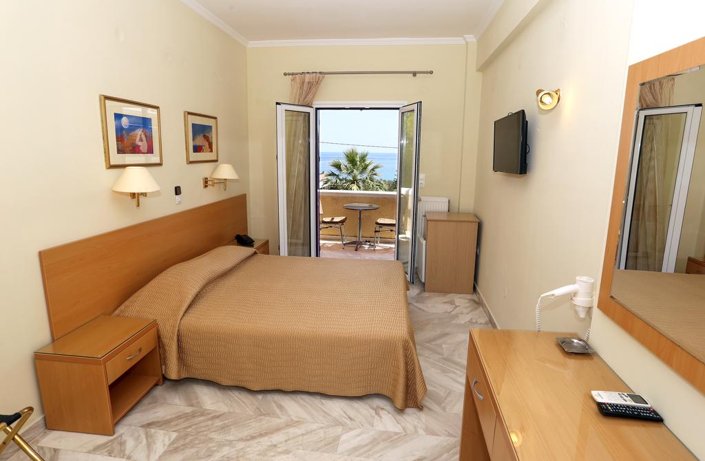 Hotel Katerina single room 1.jpg