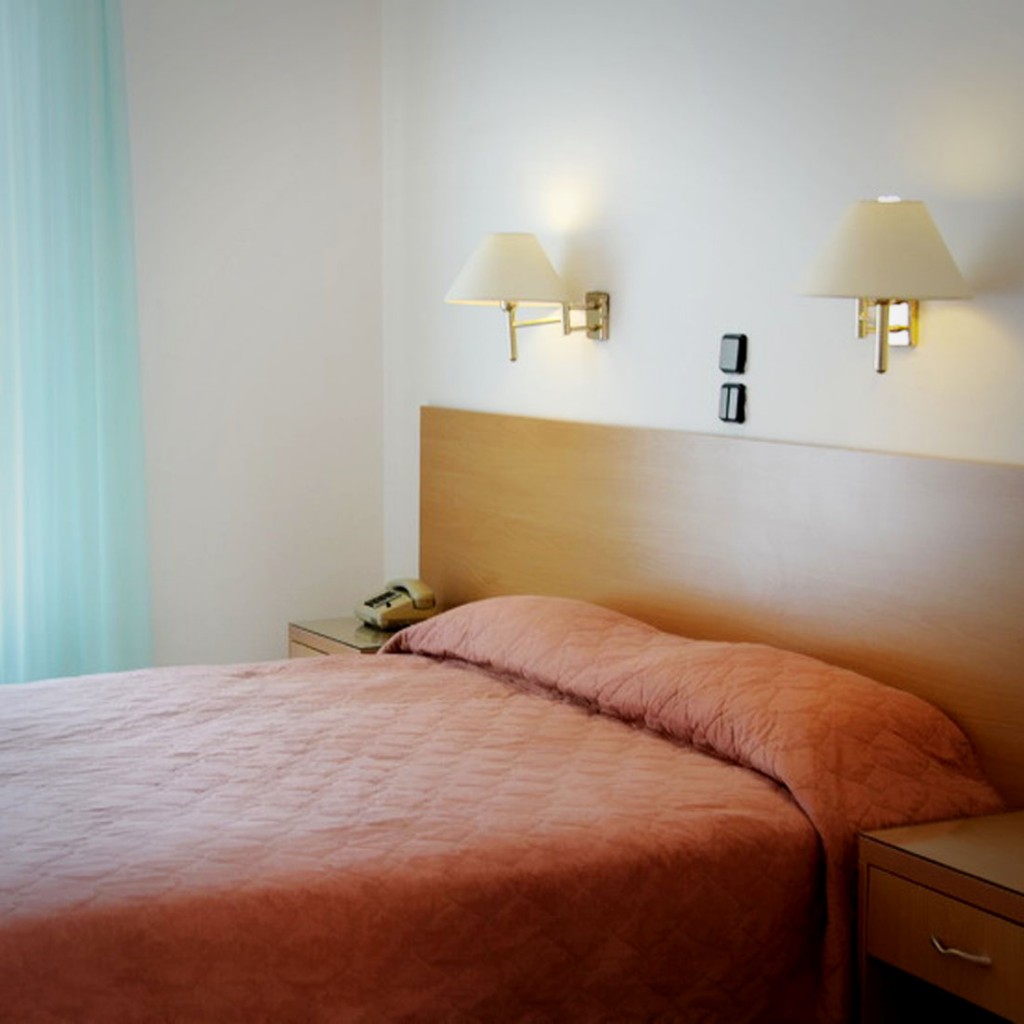 Hotel Katerina standard room.jpg