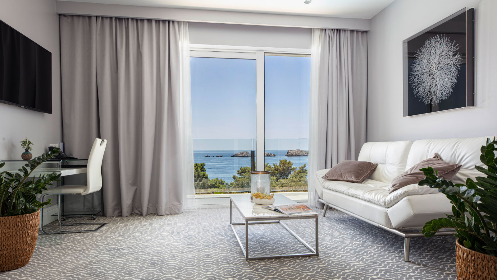 Hotel Royal Palm-Superior suite pogled more.jpg