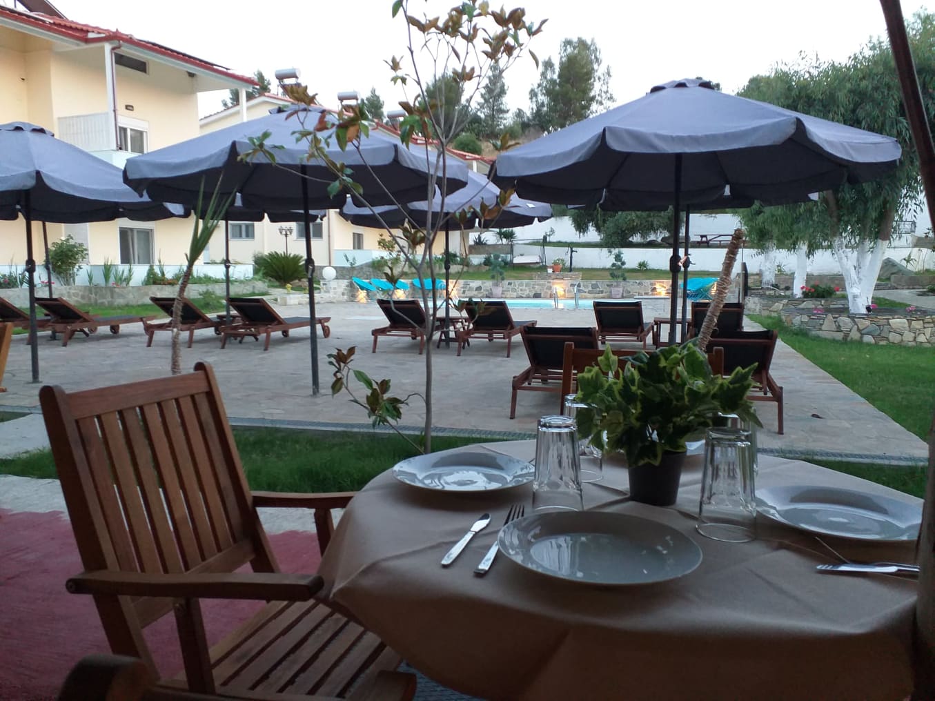 Caretta Village restoran.jpg