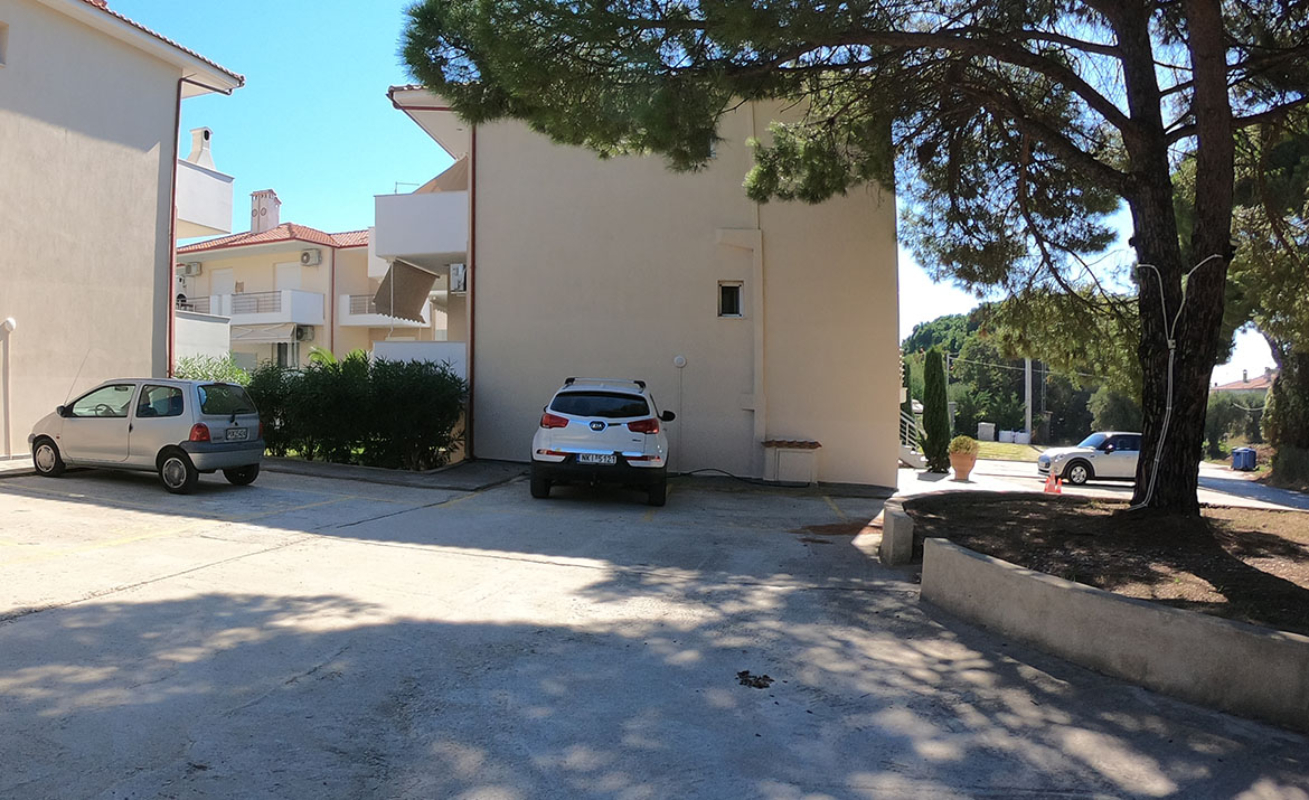 Finikas Garden Beach Resort parking.jpg