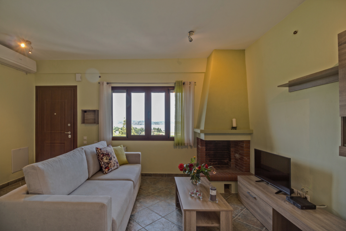 Seaview villas Nireus villa dnevna soba.jpg