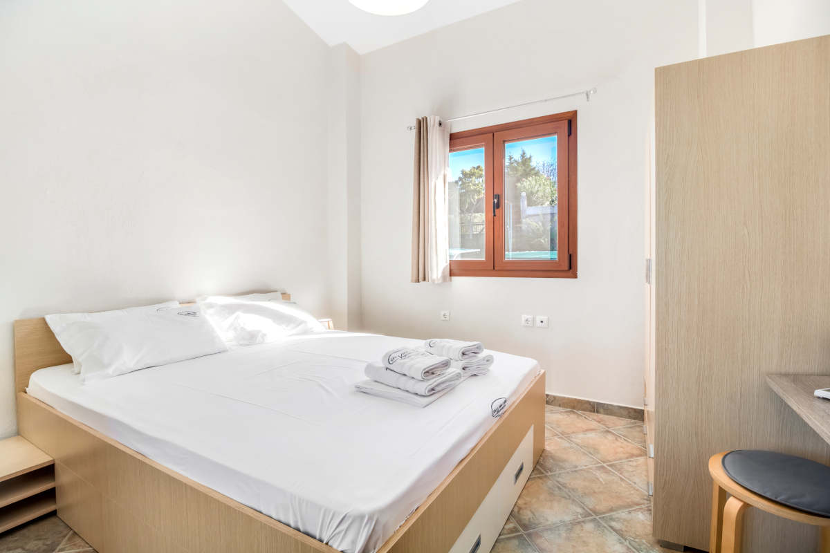 Seaview villas Proteus vila spavaća soba.jpg