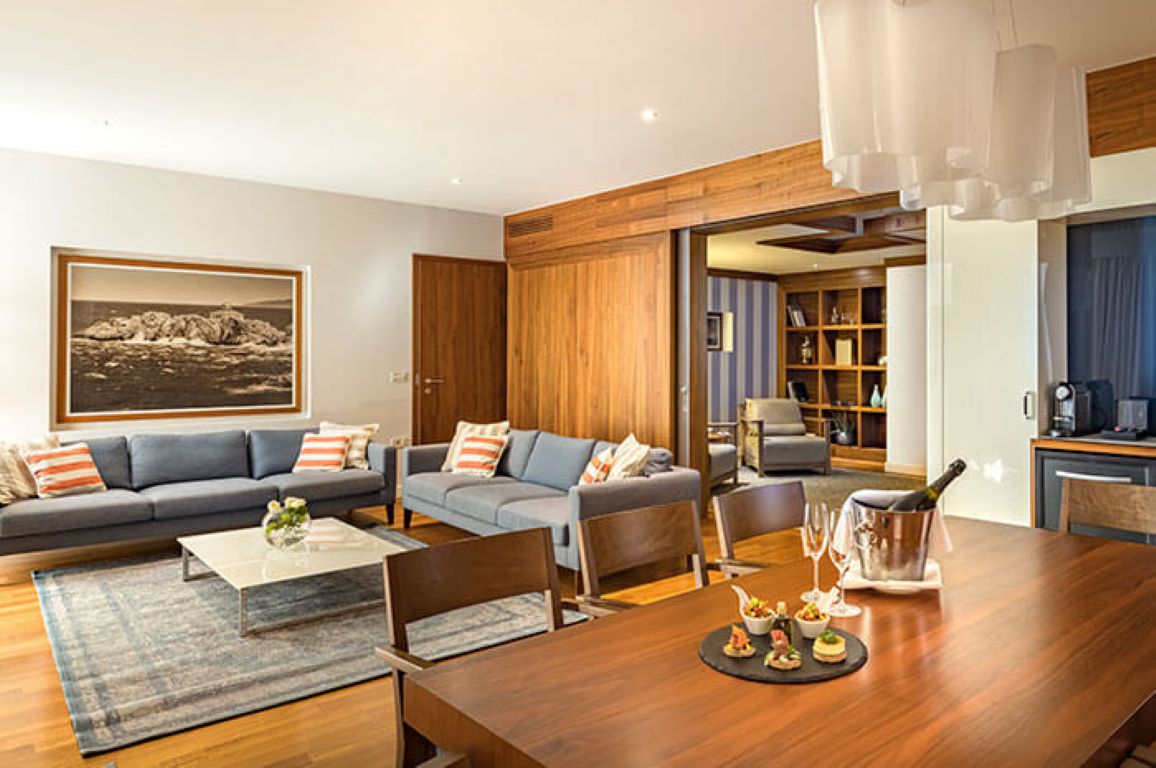 Hotel Valamar Dubrovnik President-Predsednicki suite.jpg