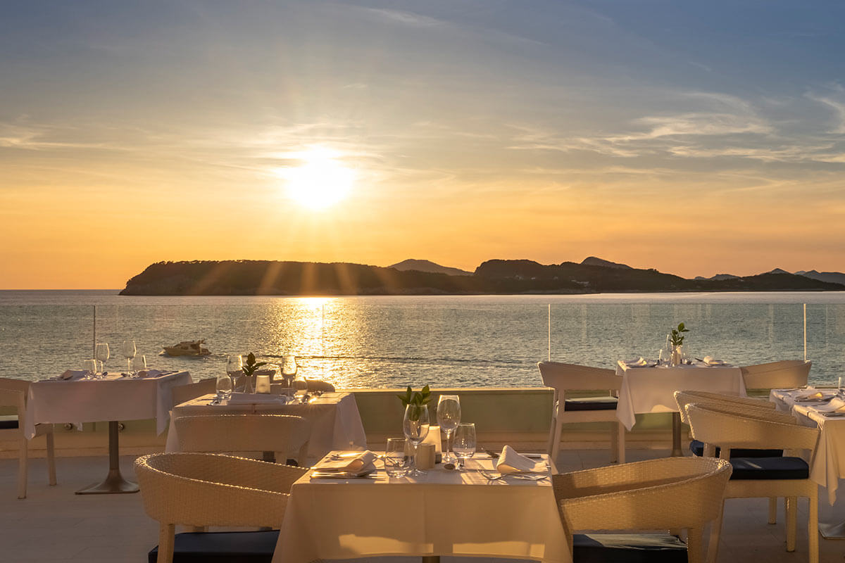 Valamar Dubrovnik President Hotel-Terasa restorana.jpg