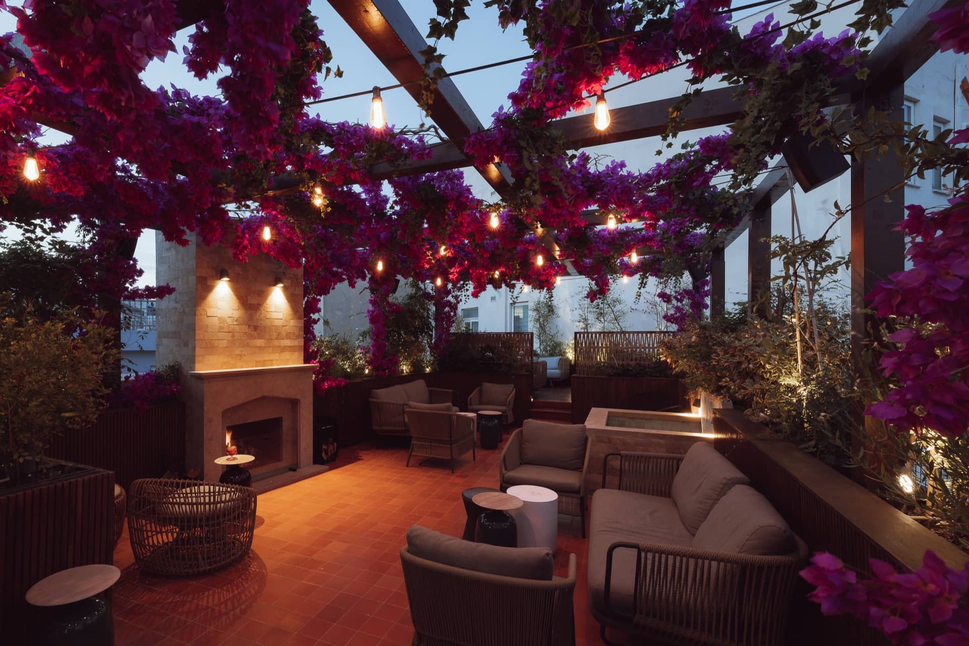 Gatsby Athens Hotel bar.jpg