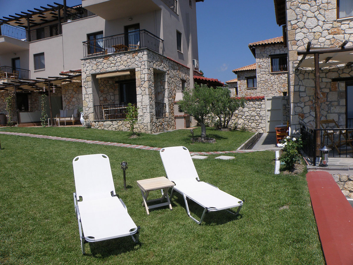 Koumaros Villas.jpg