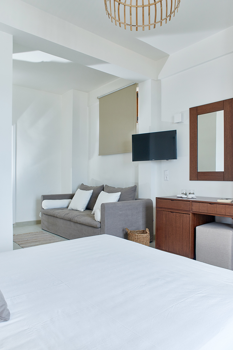 Hotel Kelly superior two bed room 3.jpg