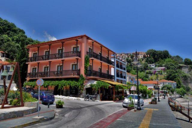 Hotel Kelly.jpg