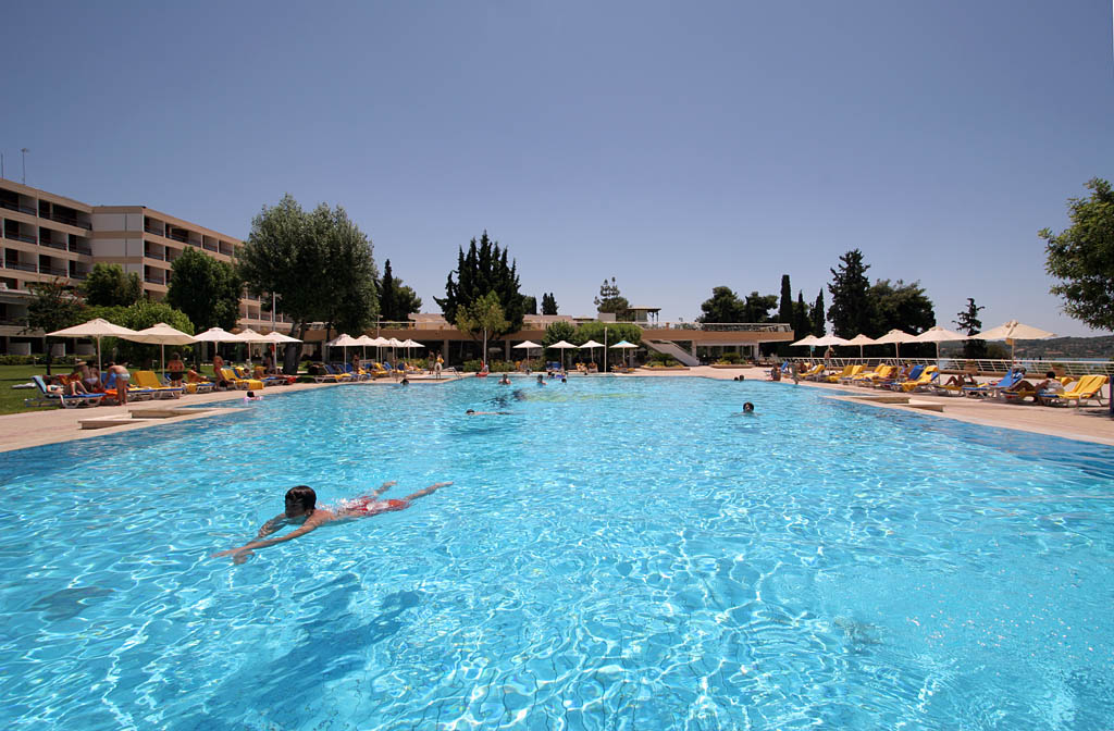 Aks Porto Heli bazen.jpg