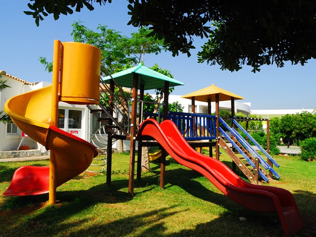 Hotel Kinetta Beach playground.jpeg