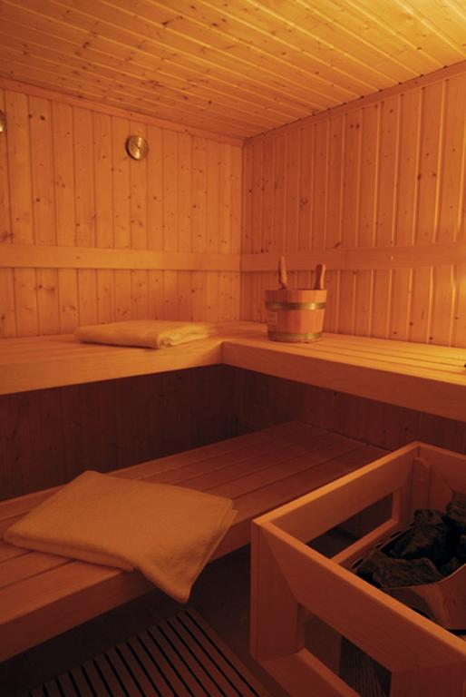 Hotel Kinetta Beach sauna.jpg