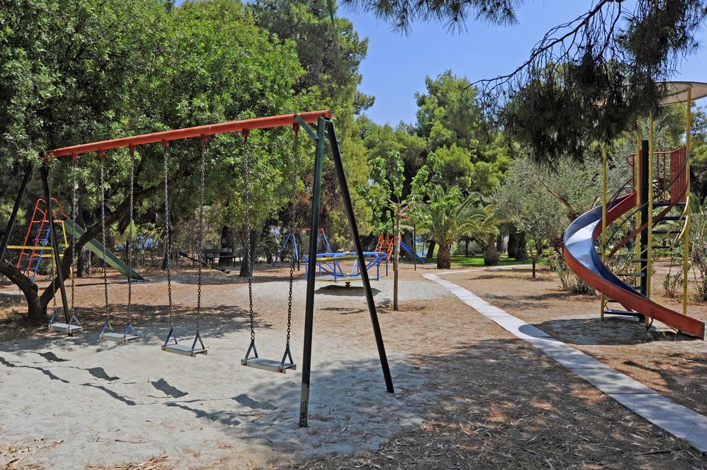 King Saron hotel dečije igralište.jpg