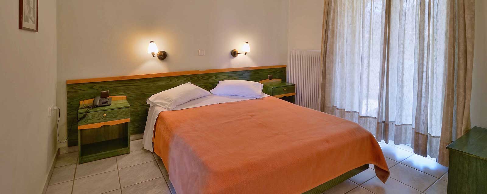 Hotel Konaki single room.jpg