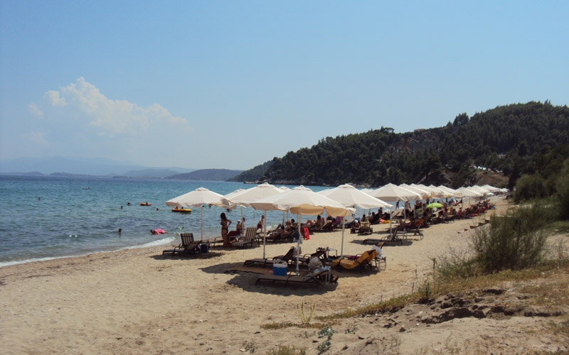 Krotiri resort hotel plaža.jpg