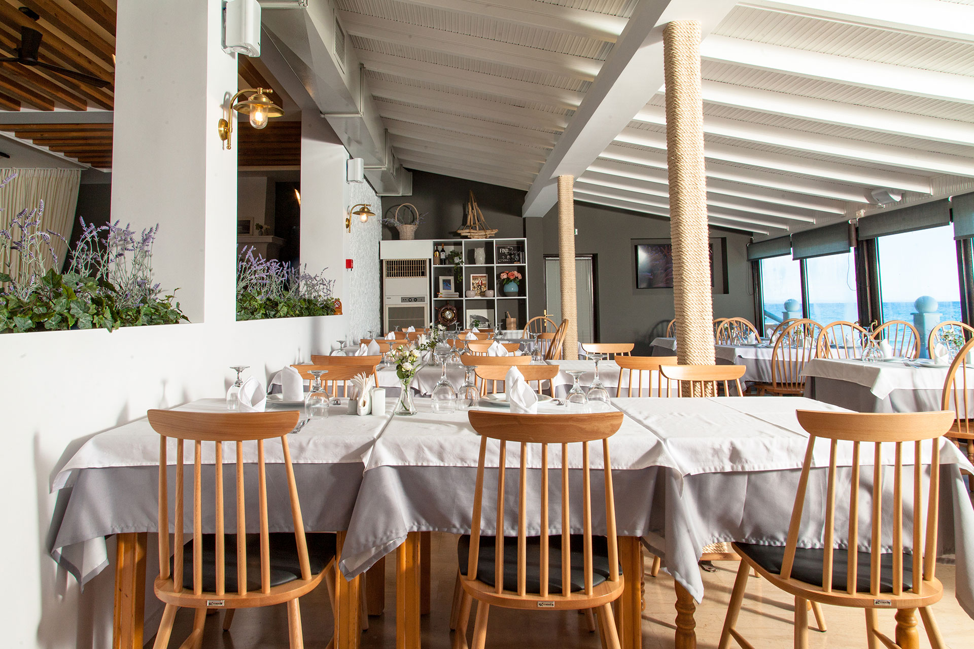 Kymata hotel pansionski restoran.jpg