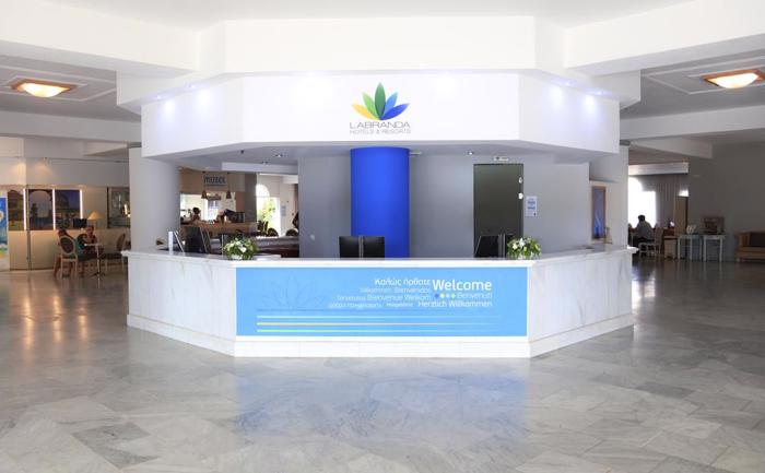 Labranda Sandy Beach Hotel recepcija.jpg