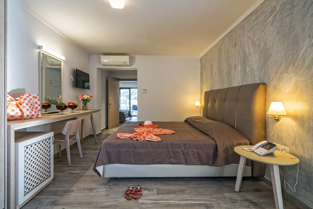 Lagomandra Beach _ Suites Hotel Apartman 2.jpg