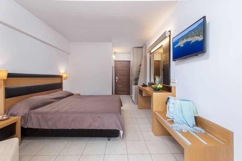 Lagomandra Hotel _ Spa hotel Superior room 1.jpg