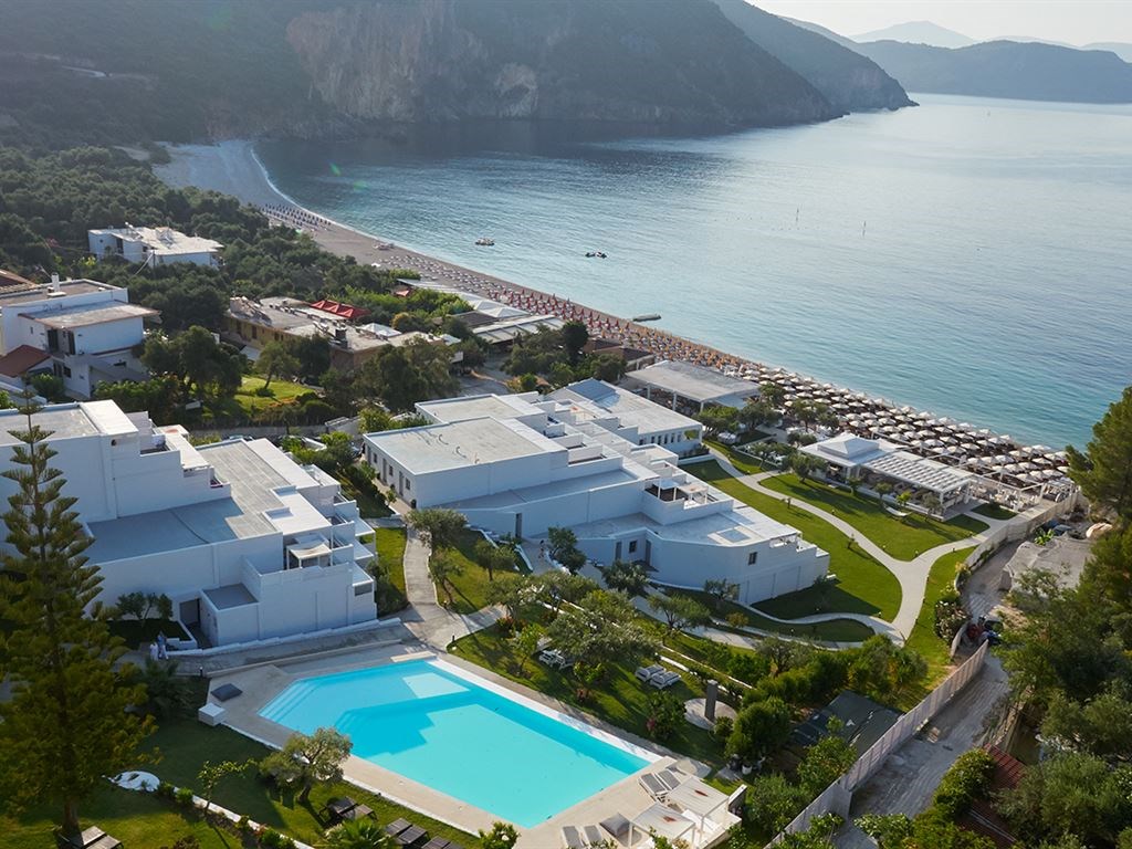 Hotel Lichnos Beach.jpeg
