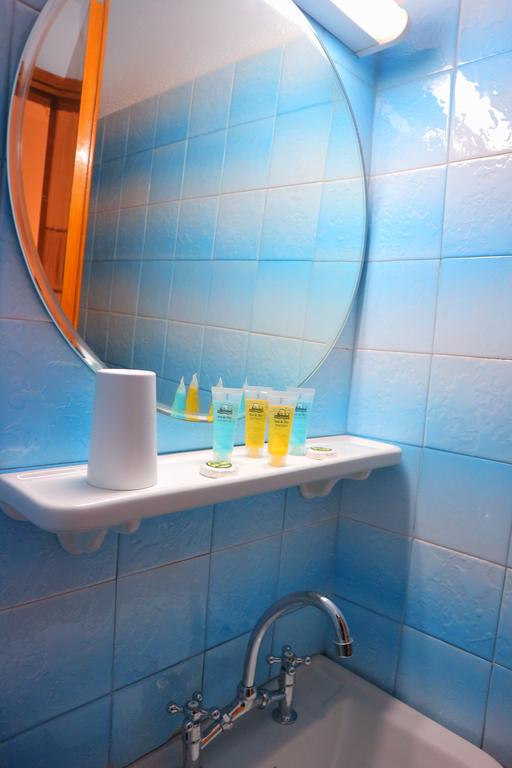 Hotel Akti bathroom 1.jpg