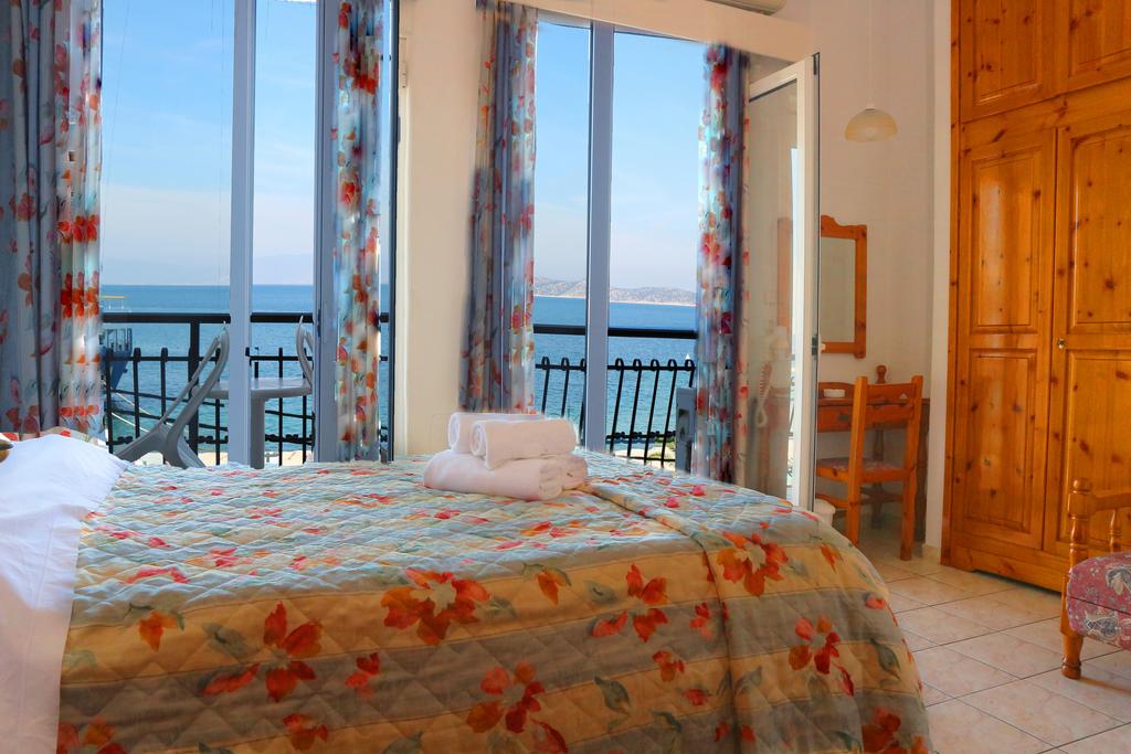 Hotel Akti double room 1.jpg