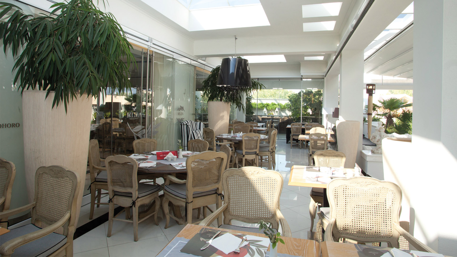 Hotel Litohoro Olympus Resort Villas _ Spa restaurant 1.jpg