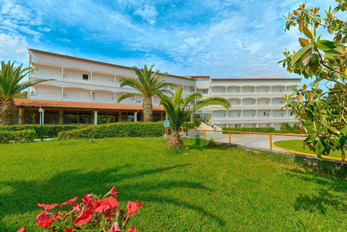Livadi Nafsika Hotel.jpg