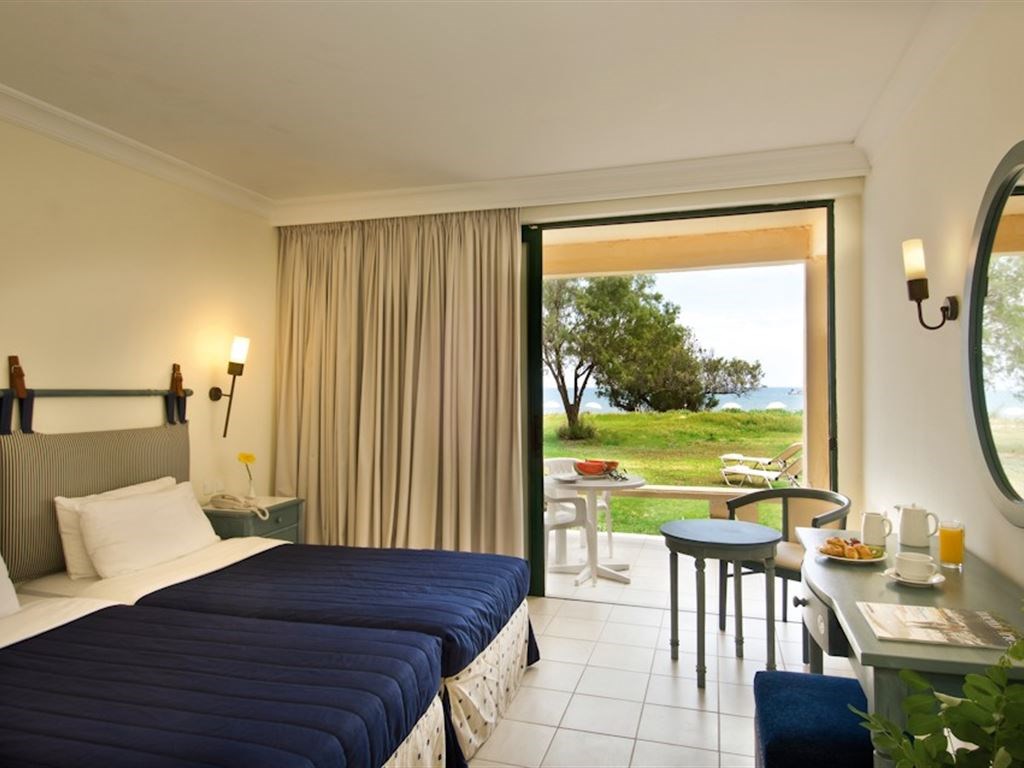 Hotel Louis Zante Beach double room.jpeg