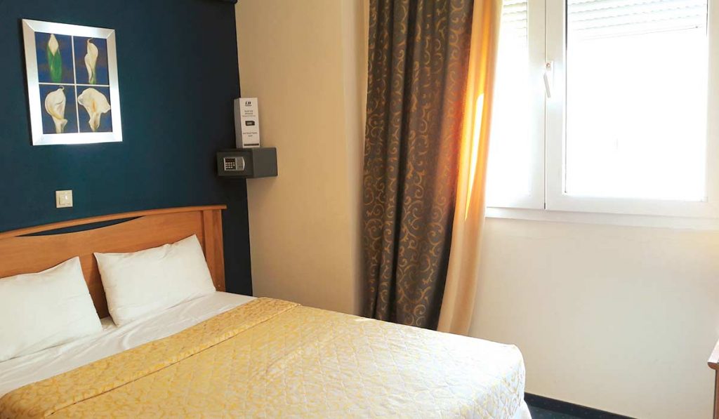 Hotel Lucy Small Double Room 2.jpg