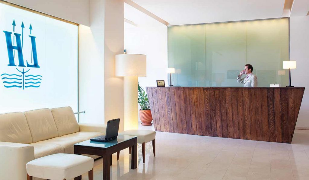 Hotel Lucy reception.jpg