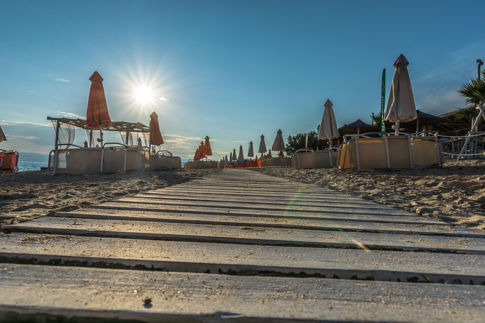 Akti Ouranoupoli hotel beach .jpg