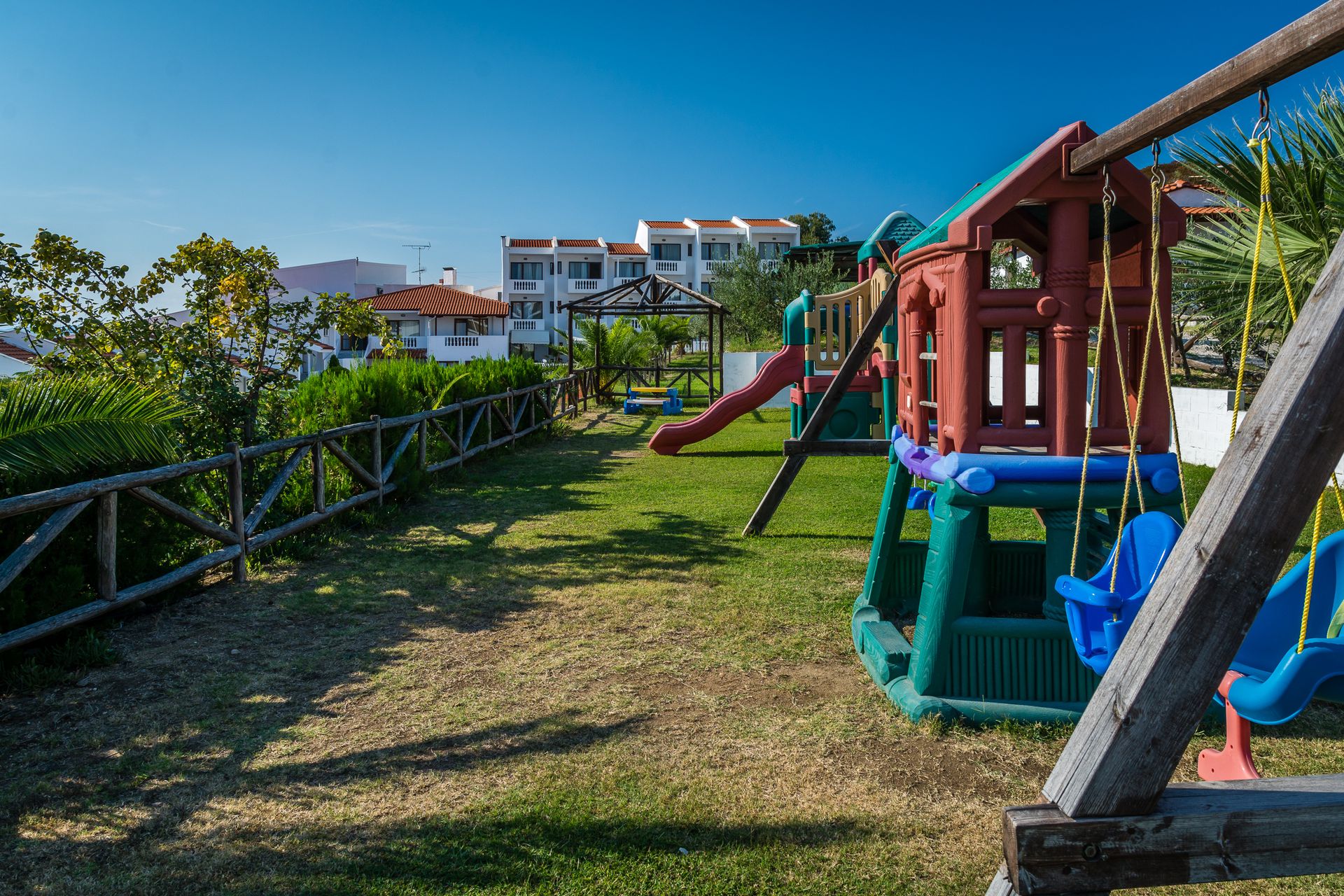 Akti Ouranoupoli hotel dečije igralište.jpg