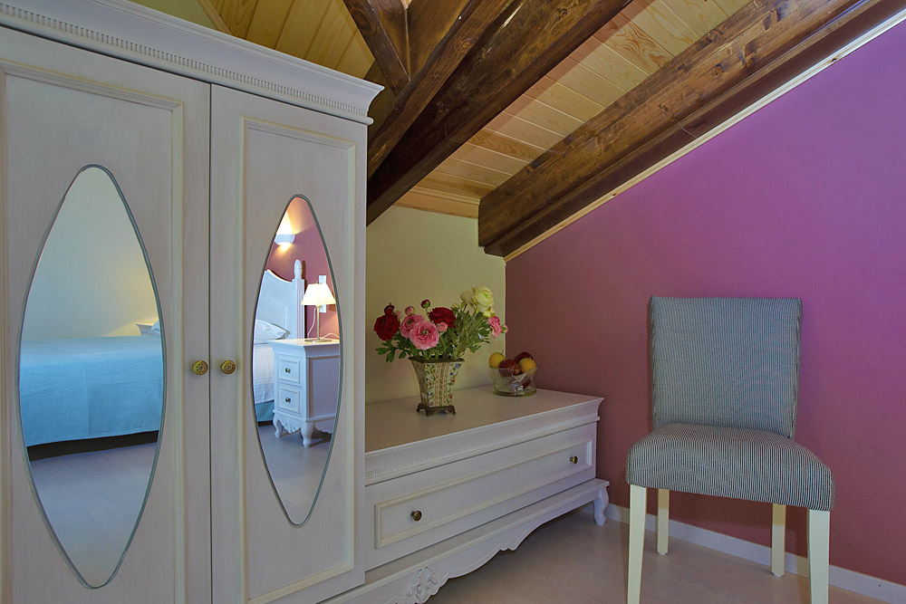 Hotel Maistrali attic room 1.jpg