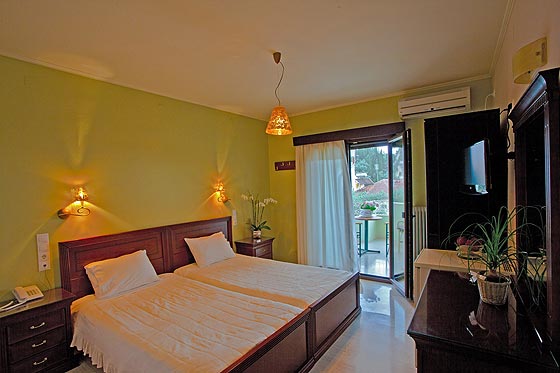 Hotel Maistrali double room.jpg