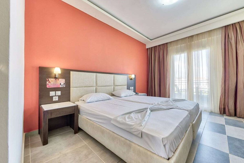 Hotel Majestic double room 3.jpg