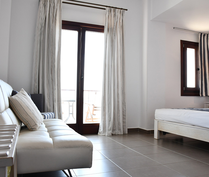 Hotel Manthos Blue superior double room 1.jpg